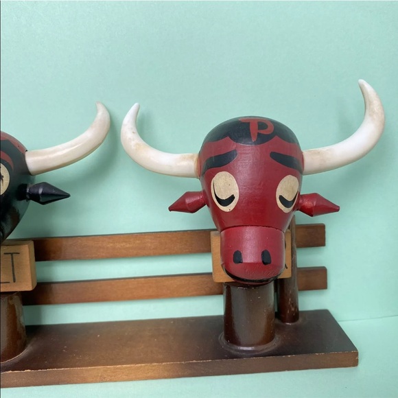 Vintage Salt And Pepper Shakers Wooden Folk Art Style Oxen Cattle Steer Japan - Picture 3 of 12
